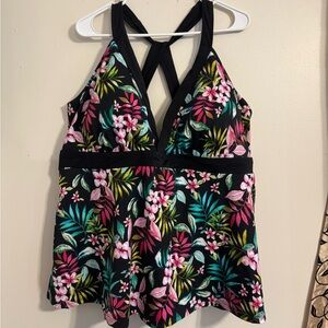 Swimsuits For All Black Floral Swim Top